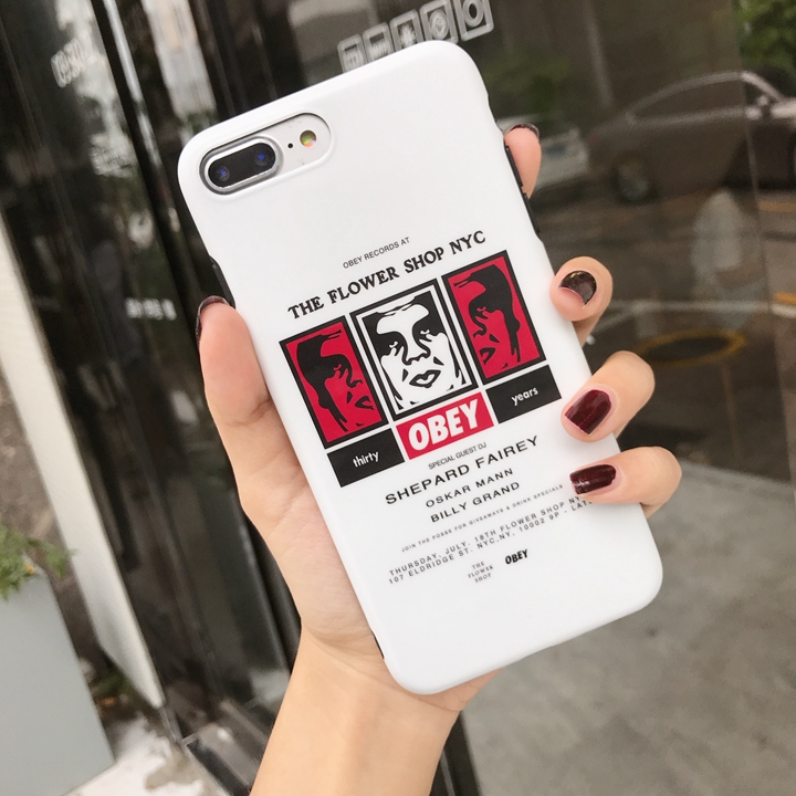 ブランド iPhone11ケース ロゴ付き 欧米風